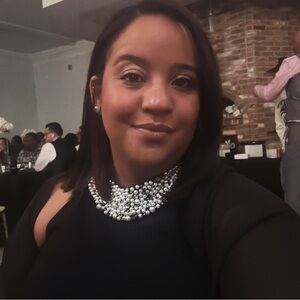 Meet your Posher, Stephany